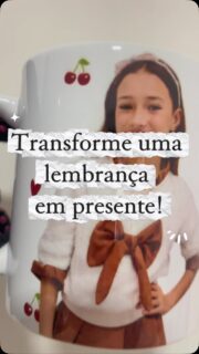 Transforme uma lembrança em presente. 💝✨

Não existe presente mais especial do que aquele que carrega uma história.

Essa caneca foi criada para celebrar os 10 anos de uma princesa, personalizada com sua foto, seu nome e o delicado tema Cerejinha. 🍒 Cada detalhe foi pensado para transformar um momento inesquecível em uma lembrança que poderá ser revivida todos os dias.

Presentes personalizados têm esse poder: emocionam, surpreendem e ficam guardados no coração. 💖

Se você também deseja presentear alguém de um jeito único, entre em contato e faça sua encomenda!

#canecapersonalizada #presentecomsignificado #presentepersonalizadoémaislegal #sublimação